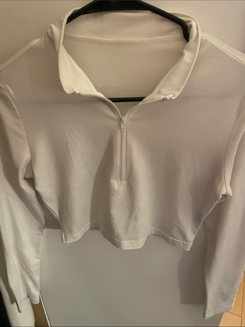 SHEIN White Cropped Half-Zip Long Sleeve Top